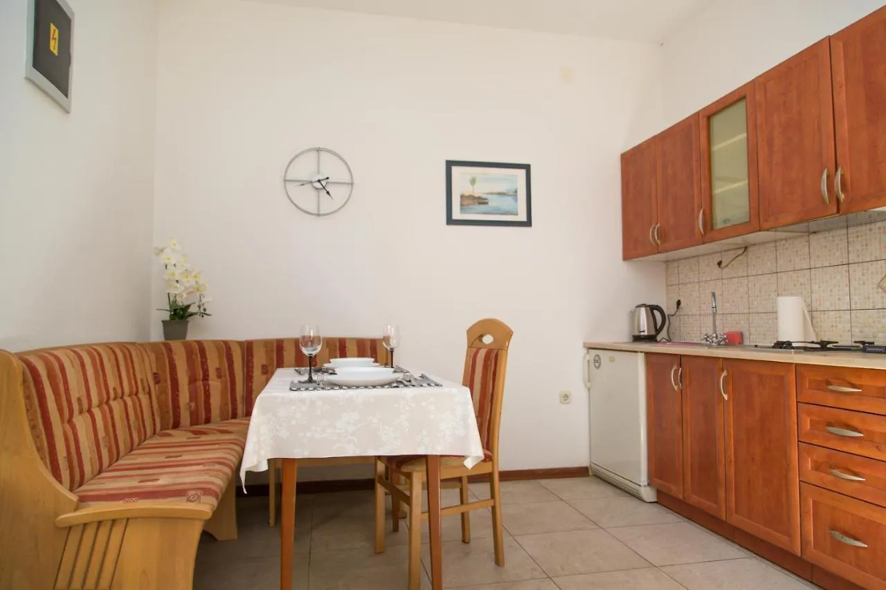 PUY Quiet Apartment Amber קרואטיה